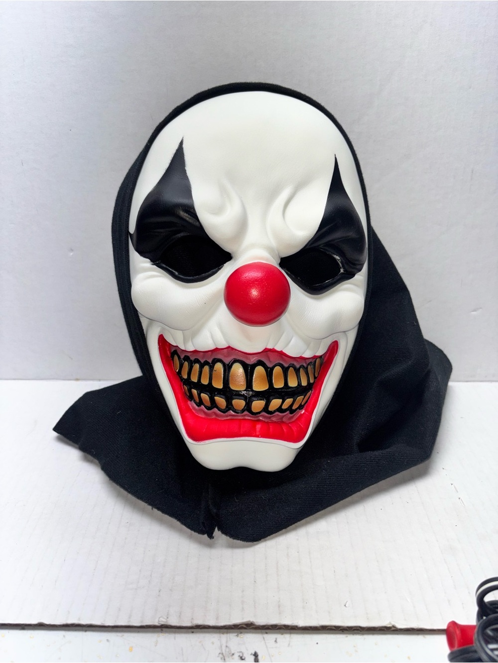 Creepy Evil Clown Foam
Mask with Hood - Halloween Costume